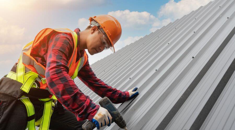 GAF certified roofer in Saint Lucas, IA